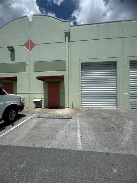 Property Photo: 416 NW 10th Ave FL 33030