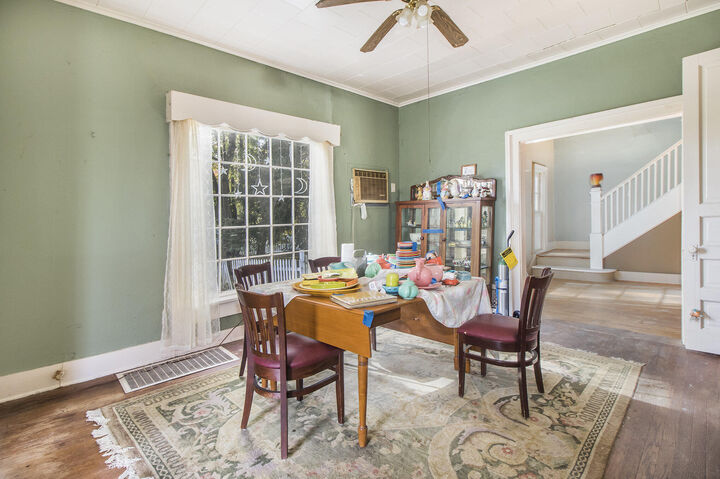 Property Photo:  807 Washington Street  IN 46383 