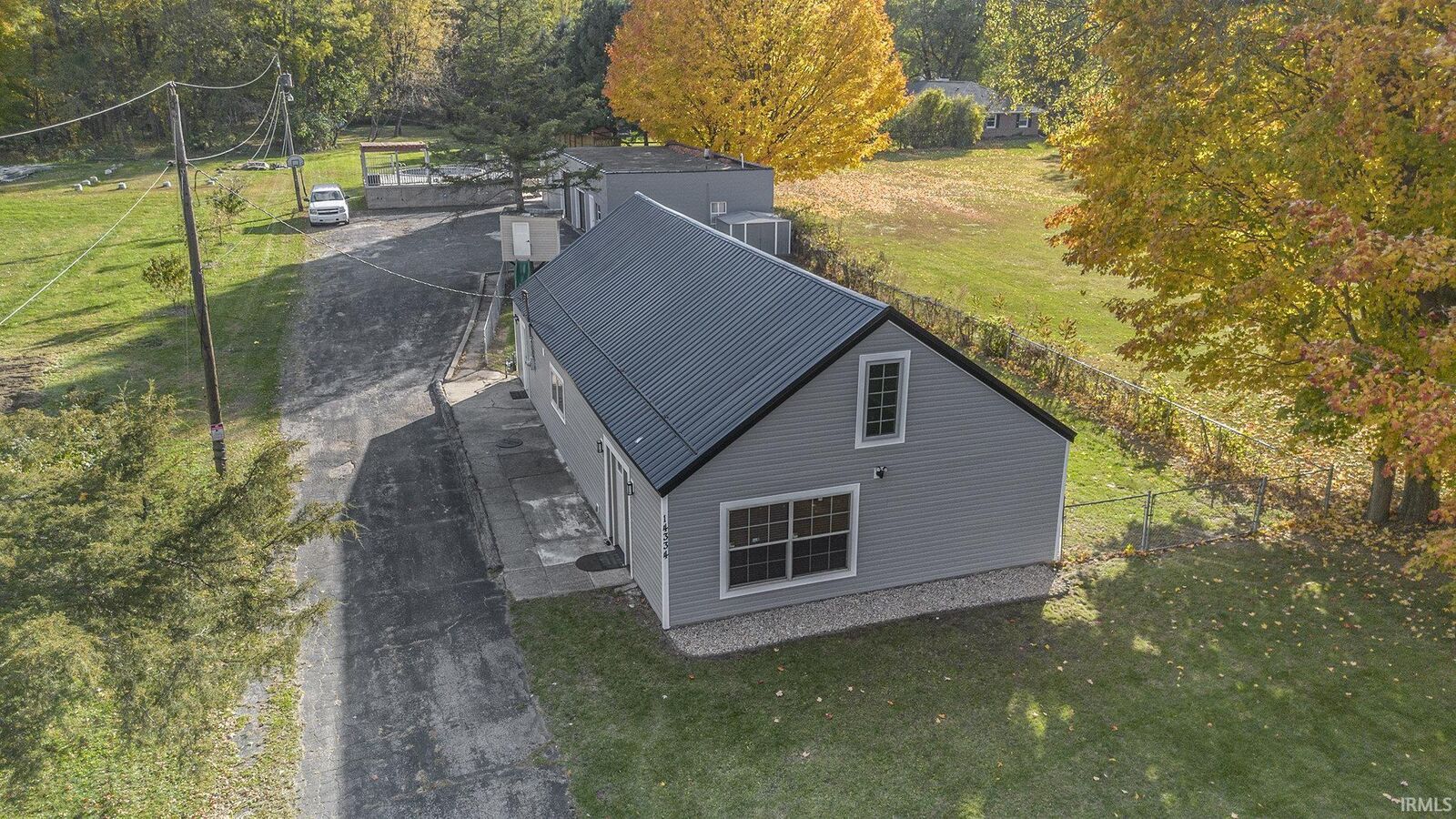 Property Photo: 14334 Dragoon Trail IN 46544-6818