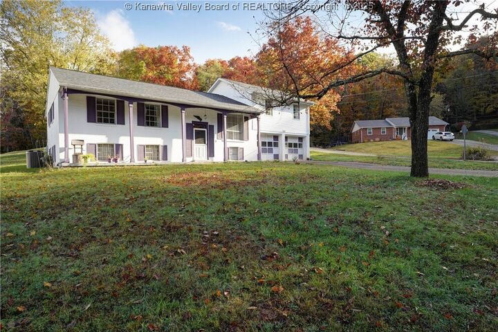 Property Photo: 107 Brookhaven Circle WV 25143