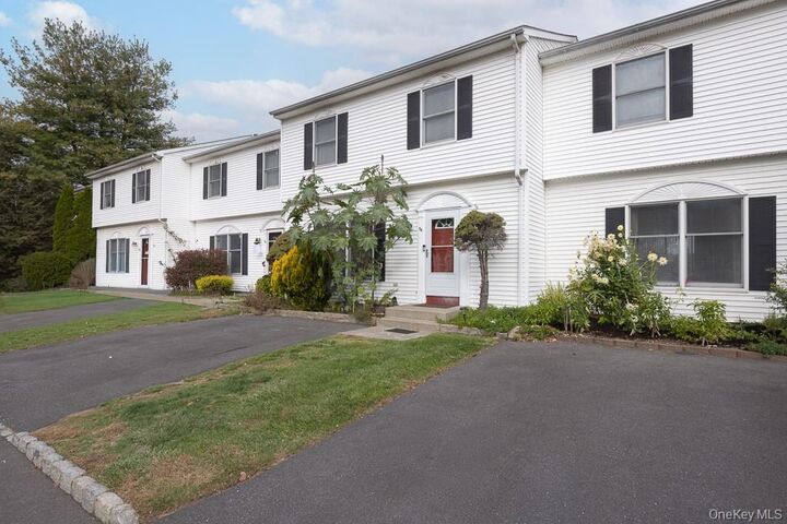Property Photo:  54 Ossman Court  NY 10923