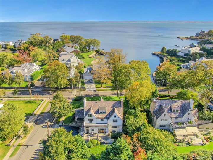 Property Photo:  752 Forest Avenue  NY 10580 