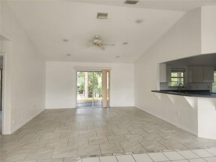 Property Photo: 83 Pepperdine Drive FL 32164