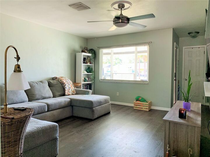 Property Photo: 3301 39th Street N FL 33713