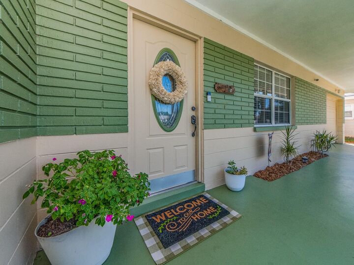 Property Photo:  5261 97th Way N  FL 33708 