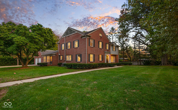 Property Photo:  2975 Washington Street  IN 47201