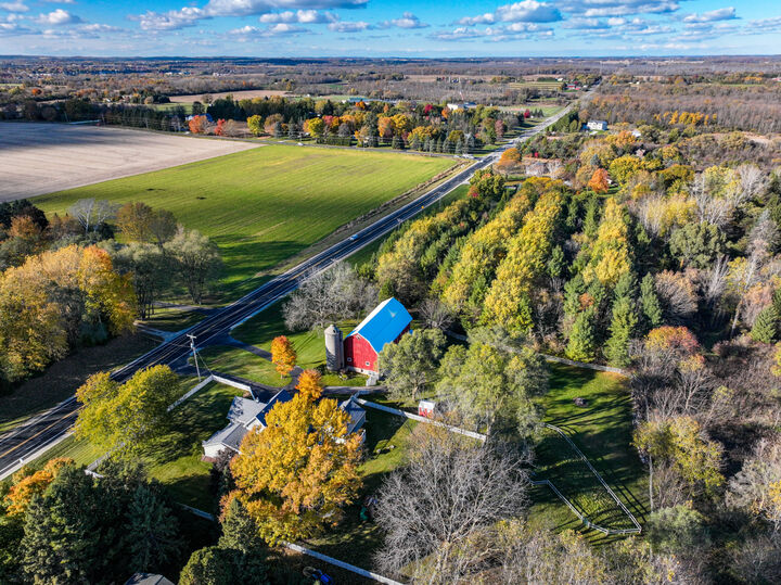 Property Photo: 3204 Division Rd WI 53037