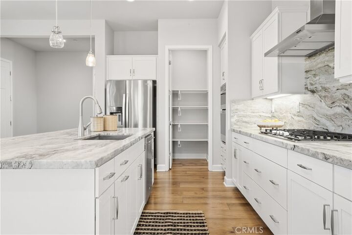 Property Photo:  164 Luneta Lane  CA 92694 