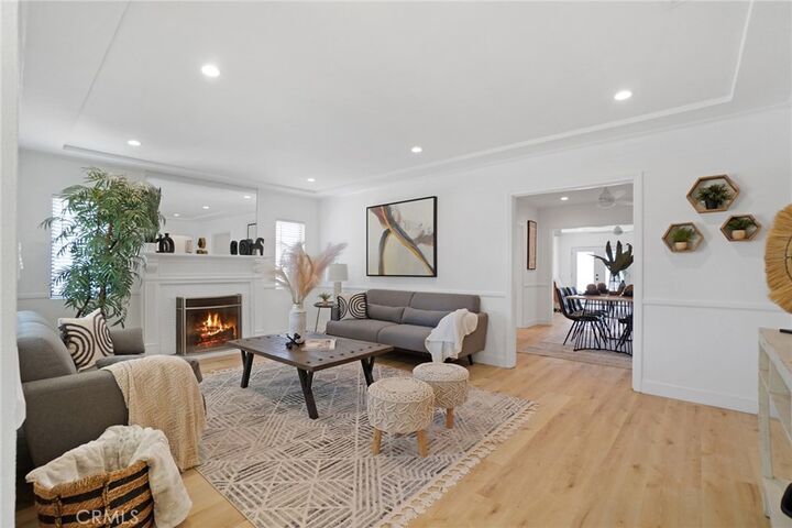 Property Photo:  3636 Gardenia Avenue  CA 90807