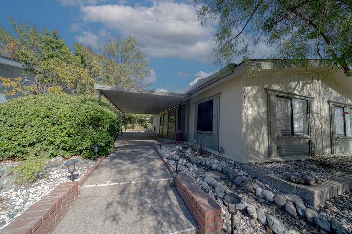 Property Photo: 6113 Summerset Lane CA 95621