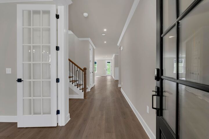 Property Photo:  1061 Sycamore Estates  TN 37211 