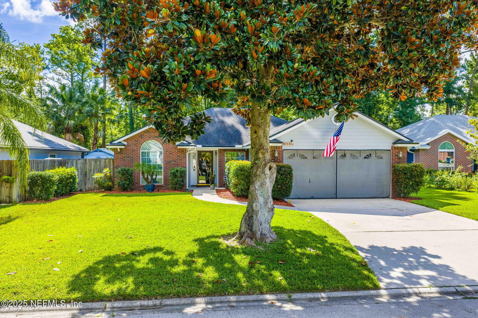 Property Photo: 1133 Blue Sky Way FL 32225