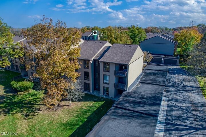 Property Photo: 1105 Canyon View Road 106 OH 44067