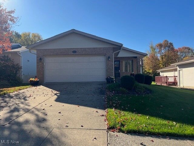 Property Photo:  2667 Eastwood Drive  OH 44691 