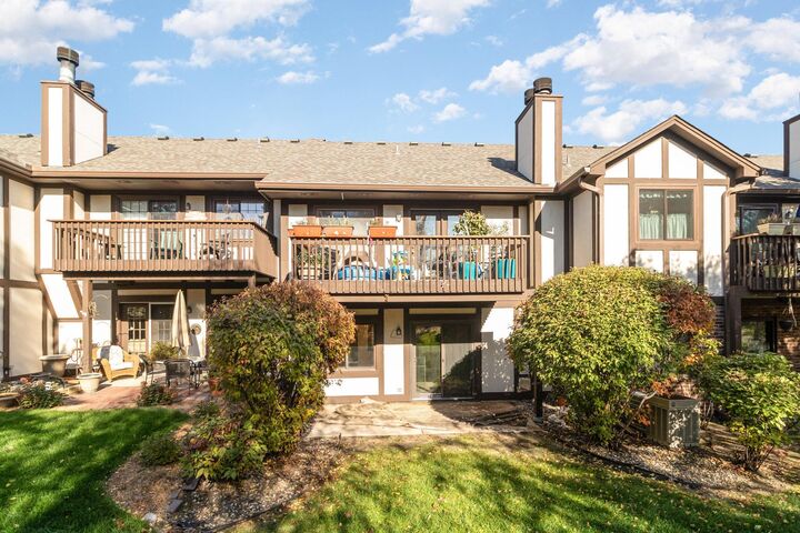 Property Photo:  5157 Balmoral Lane  MN 55437