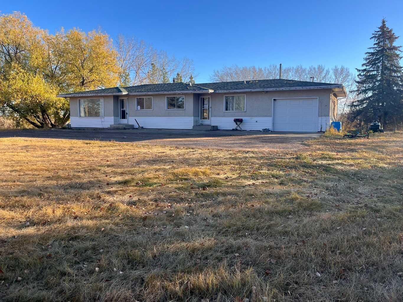 Property Photo: 58032 Range Road 101 AB T0A 3A0