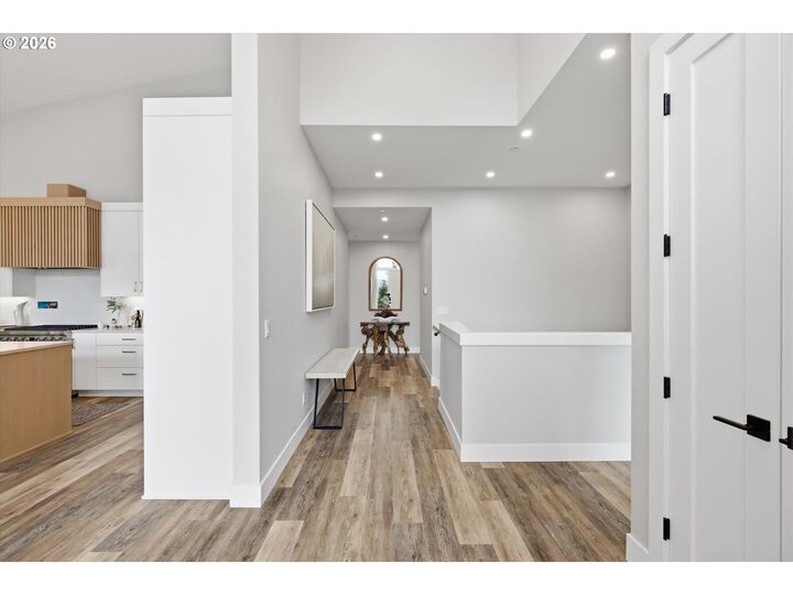 Property Photo:  780 Monica Ct  OR 97110 