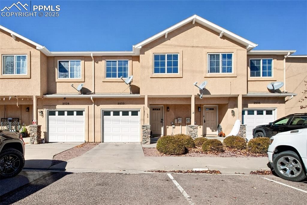 Property Photo: 2532 Mesa Springs View CO 80907