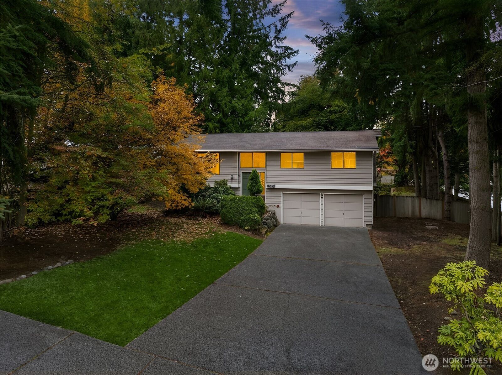 Property Photo:  15332 NE 65th Court  WA 98052 