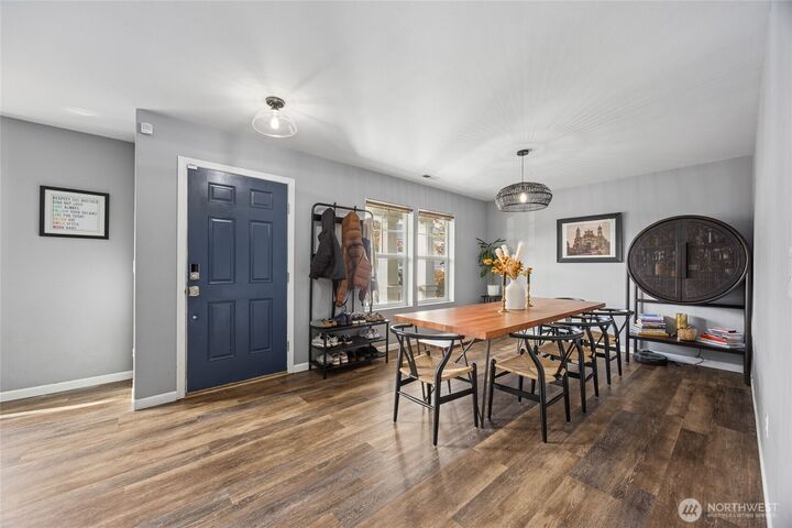 Property Photo:  310  Index Place SE  WA 98056 