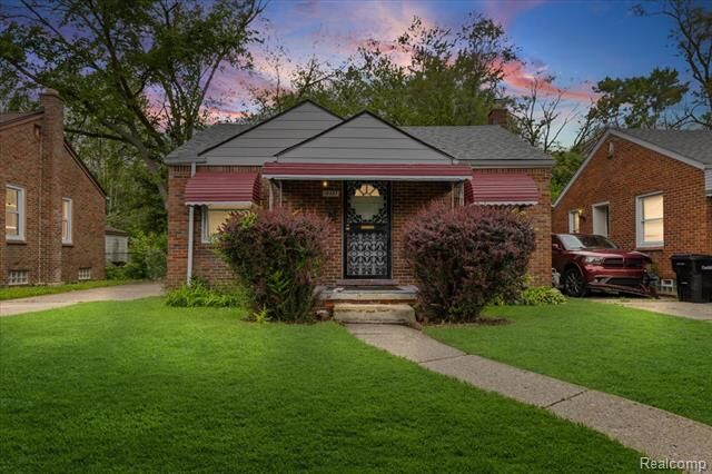 Property Photo:  18697 Sunderland Road  MI 48219 