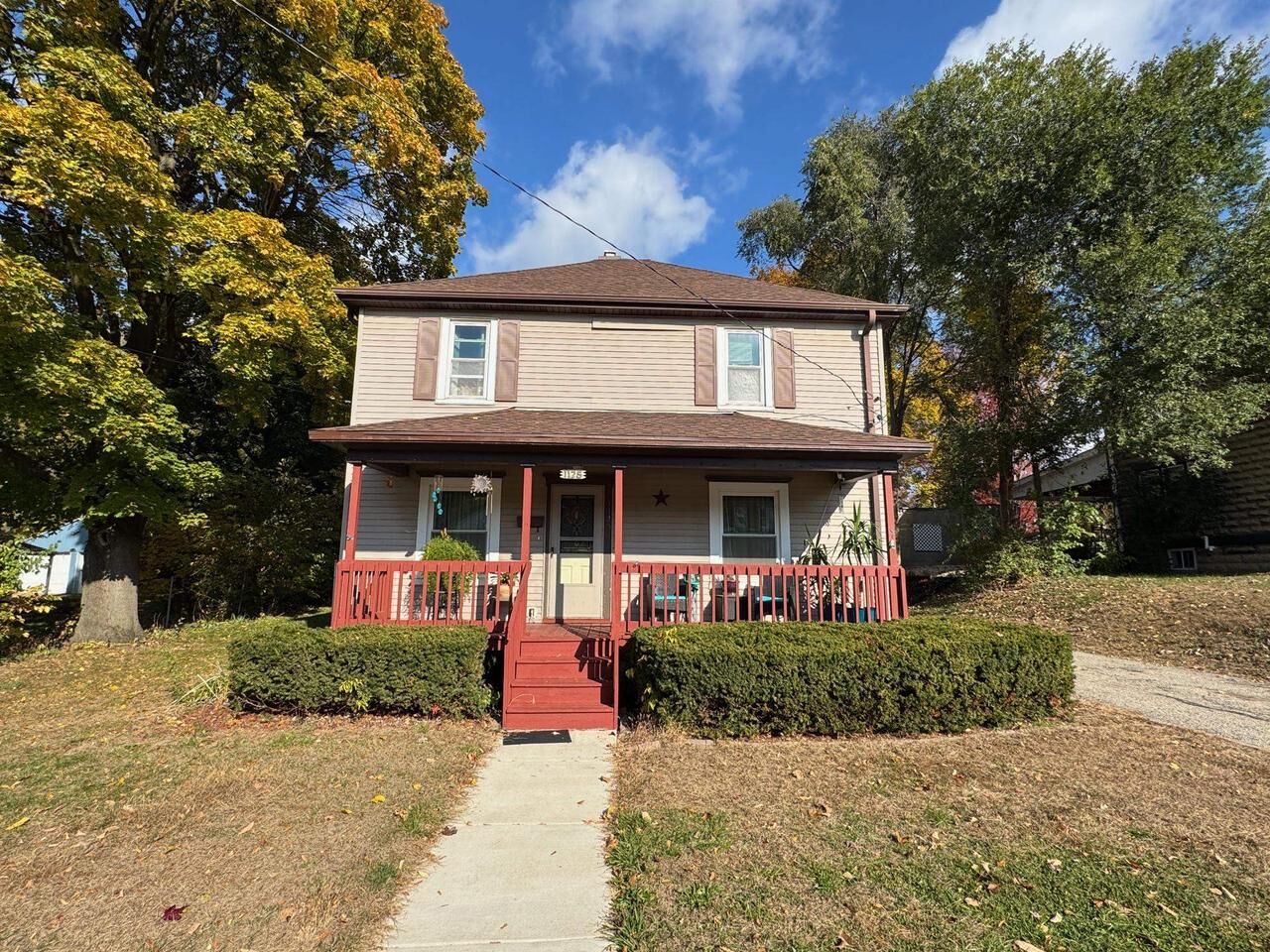 Property Photo:  1125 East Racine Street  WI 53545 