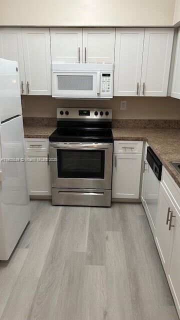 Property Photo: 101 SW 117th Ave 7305 FL 33025