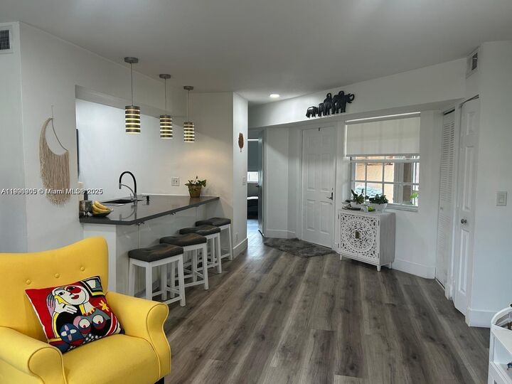 Property Photo: 365 SW 86th Ave 204 FL 33025