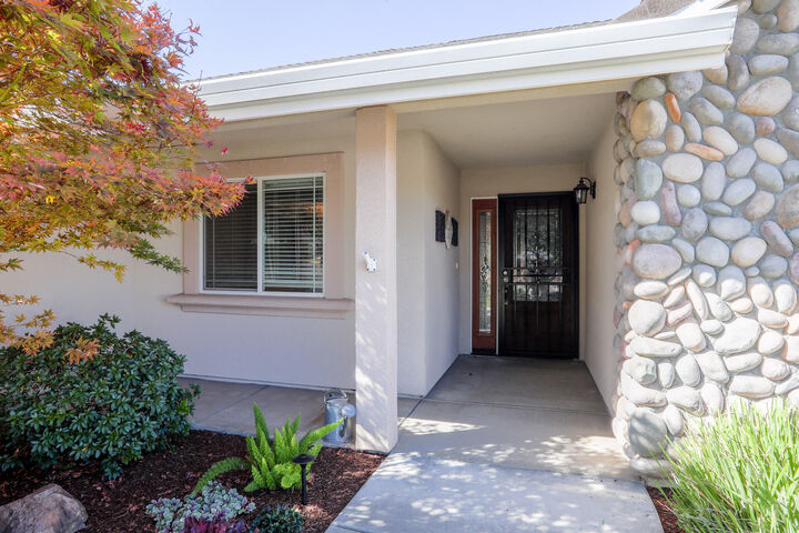 Property Photo:  1510 Carl Court  CA 96080 