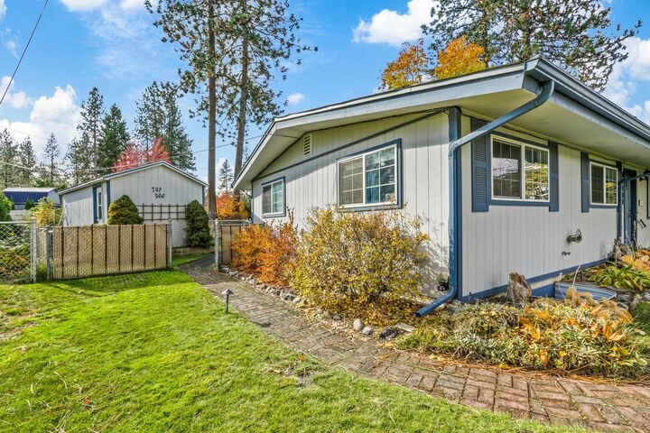 Property Photo:  12510 E Saltese Ave  WA 99216