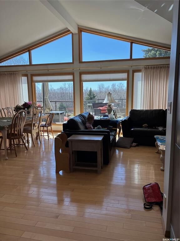 Photo de la propriété: 110 Logan Crescent E SK S3N 0V9