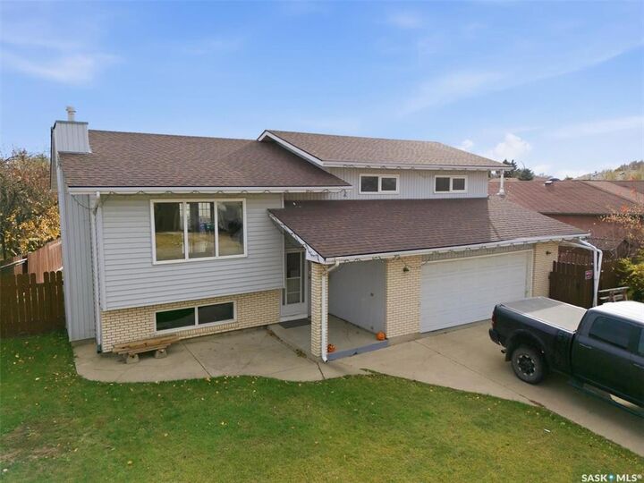 Property Photo: 614 Reid Road SK S7N 3J5