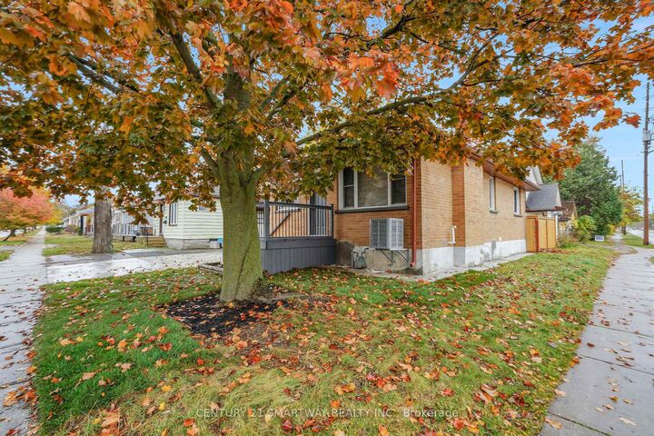 Property Photo: 141 Boullee Street ON N5Y 1T8