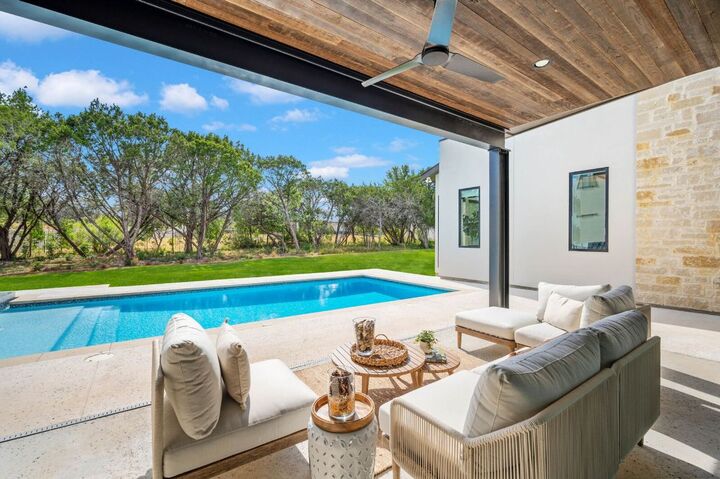 Property Photo:  211 Wellesley Hill Hill  TX 78231 