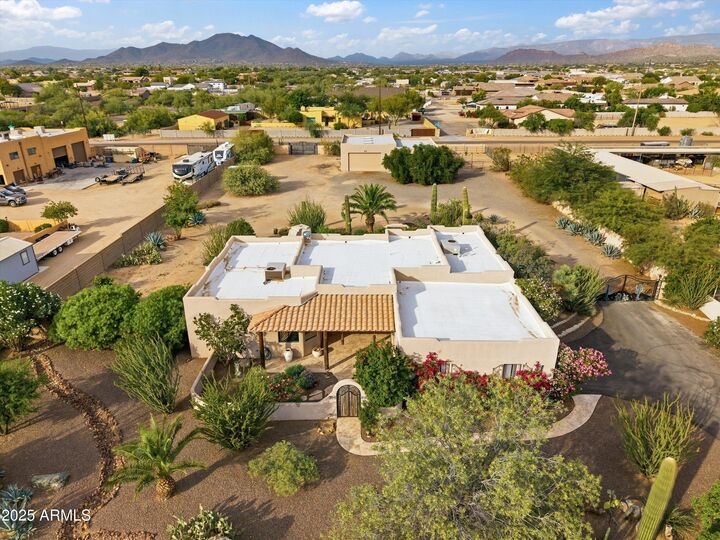 Property Photo:  1010 W Egret Street  AZ 85086 