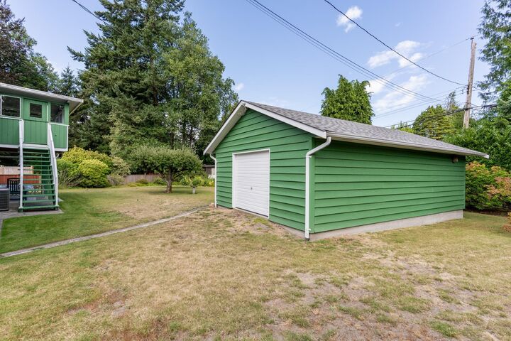 Property Photo: 5451 7B Avenue BC V4M 1S7