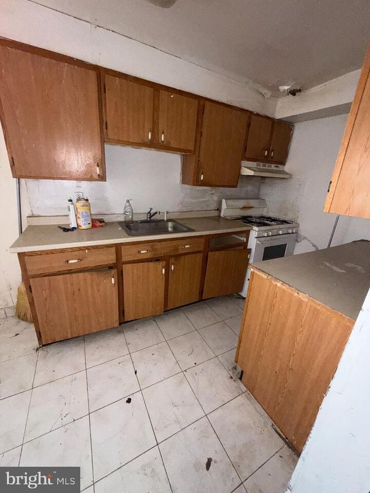 Property Photo:  8523 Thouron Avenue  PA 19150 