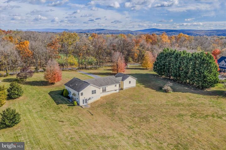 Property Photo: 104 Stonehouse Lane WV 25443