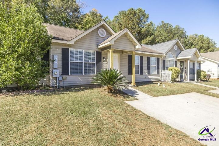 Property Photo:  83 Hamilton Woods Drive  GA 31088-0083 