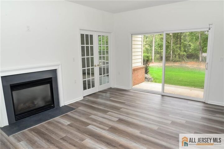 Property Photo:  2103 Neville Court  NJ 08873 