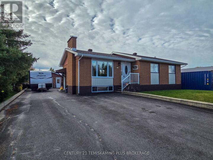 29 Eleventh Street  Armstrong (Earlton) ON P0J 1E0 photo