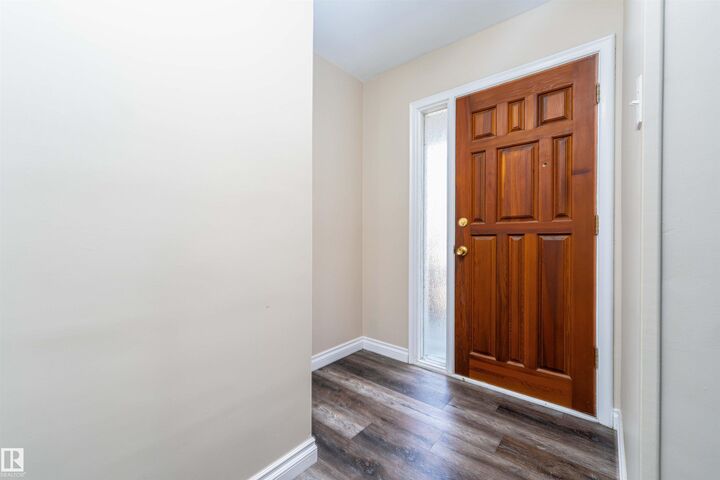 Property Photo:  19 Lowe Avenue  AB T8L 2K9 