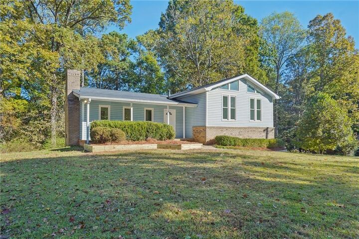 Property Photo: 6508 Paul Way GA 30187