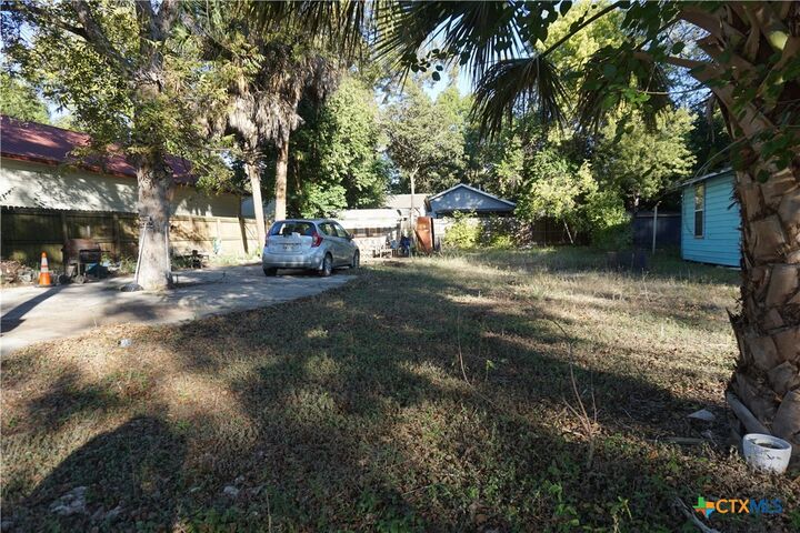 Property Photo:  328 Wavell Street  TX 78666 