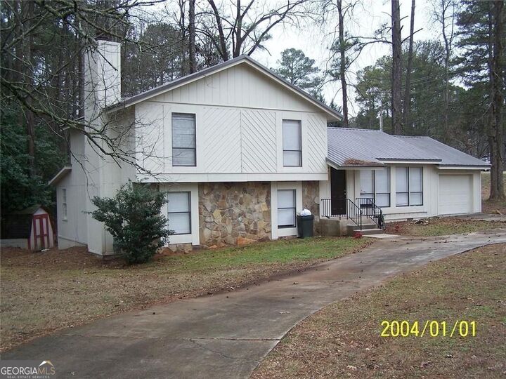 Property Photo: 3447 Stonewall Drive NW GA 30152