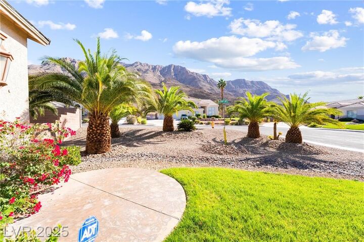 Property Photo: 7064 New Moon Way NV 89110