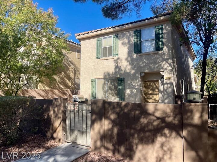 Property Photo:  9909 Camino Loma Verde Avenue  NV 89117 