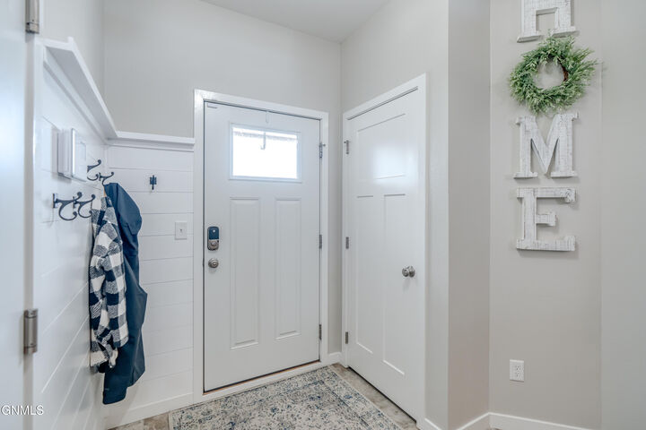 Property Photo:  3919 Meridian Drive  ND 58504 