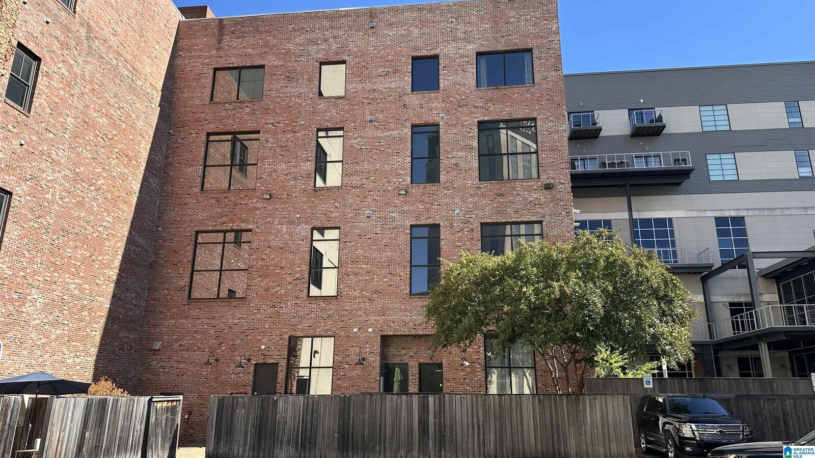 Property Photo: 28 Monroe Street 202 AL 36104