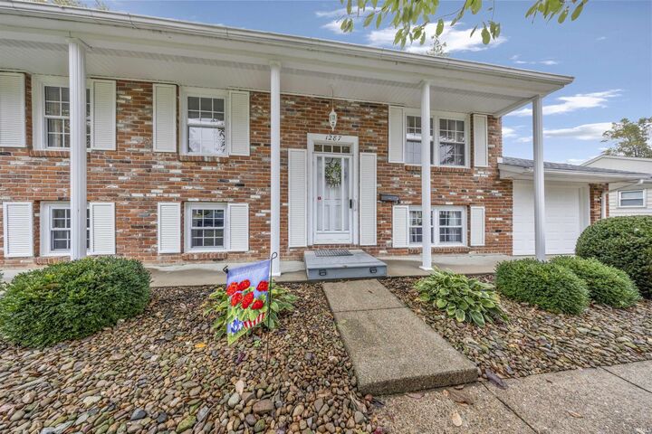 Property Photo: 1287 Woodbine Lane IN 47710